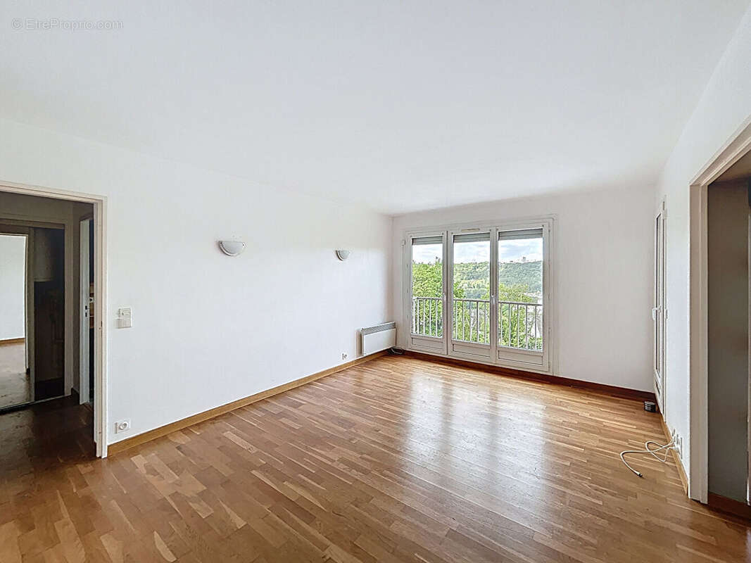 Appartement à DEVILLE-LES-ROUEN