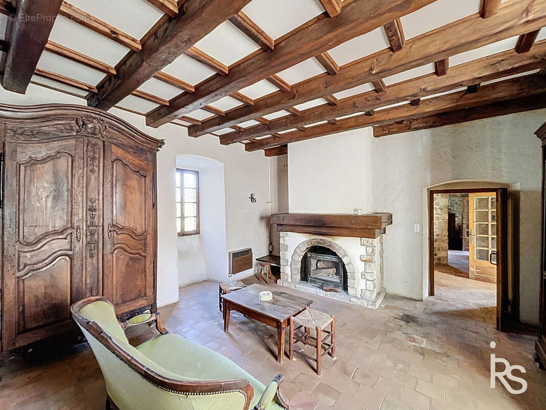 Maison à LAURAC-EN-VIVARAIS