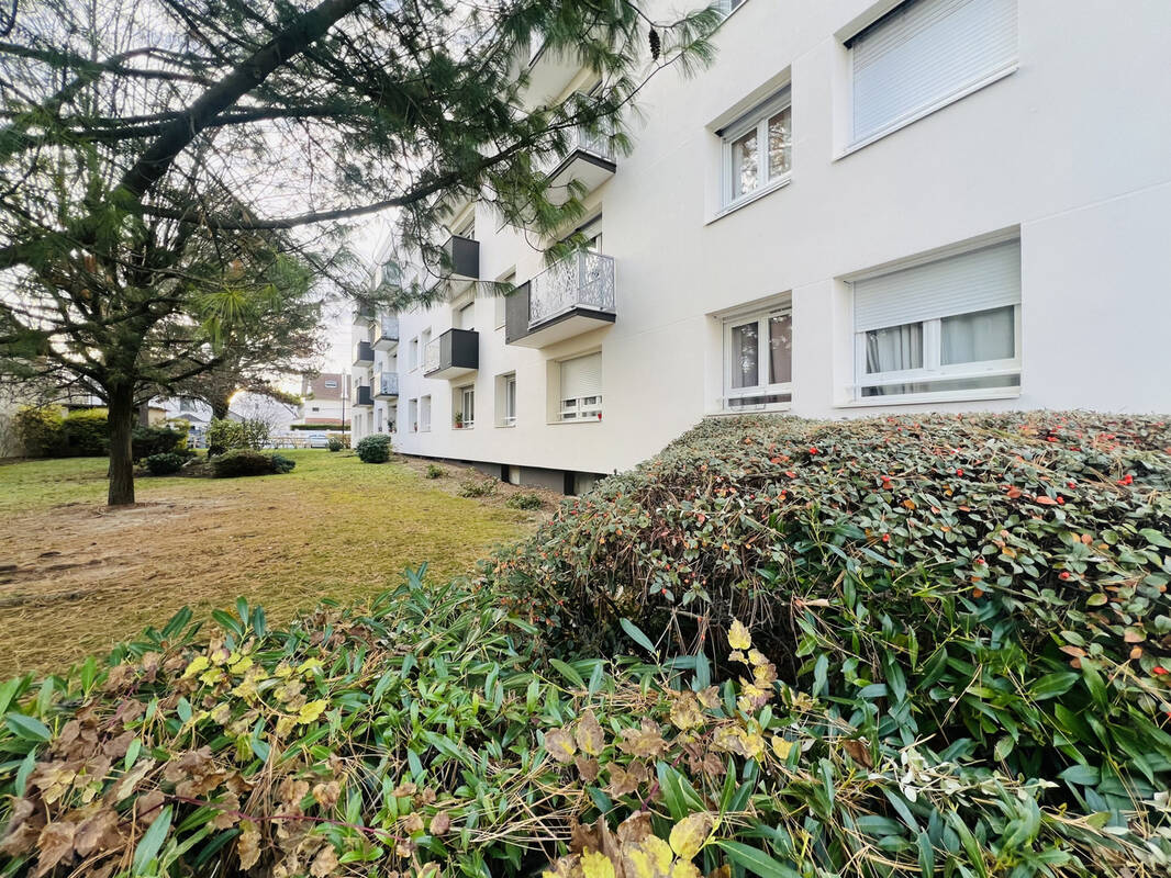 Appartement à SARTROUVILLE