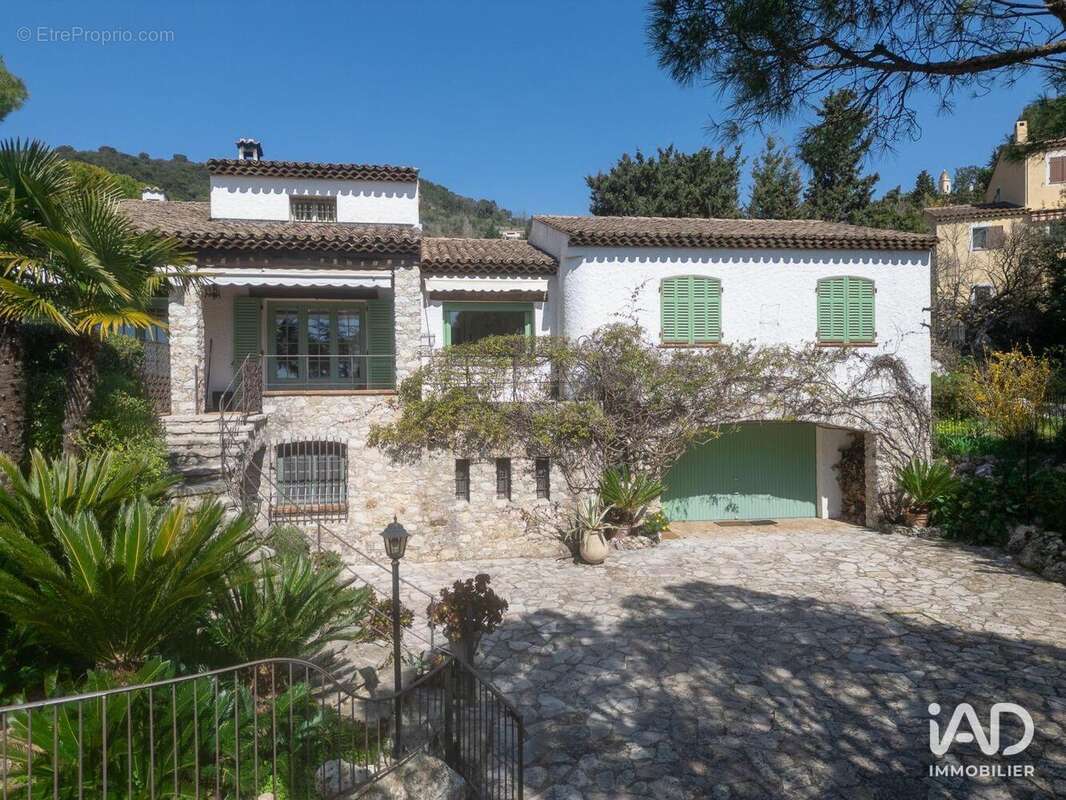 Photo 2 - Maison à LA TURBIE