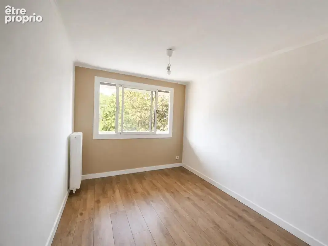 Appartement T4 de 73,27 m² avec balcon, loggia, parking - photo 2