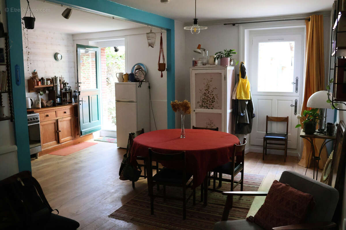 Maison-appartement, à RENNES, quartier Nord - Saint-Martin / 4 chambres et cour-terrasse privative - photo 3