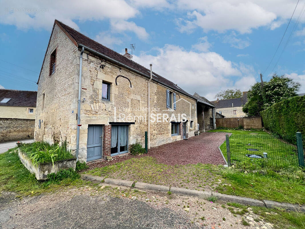 Maison à POTIGNY