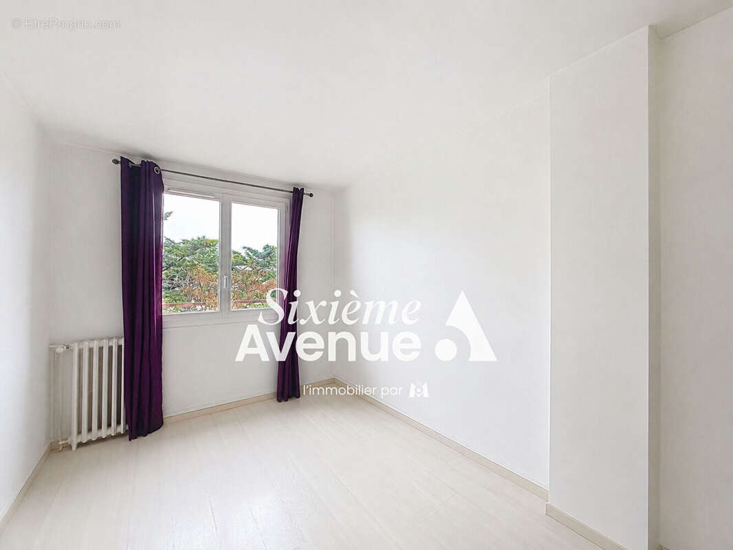 Appartement Decines Charpieu 4 pièce(s) 63.80 m2 - photo 6