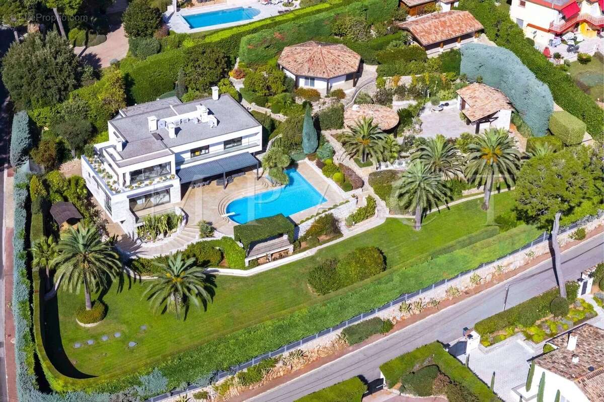 Maison à ANTIBES