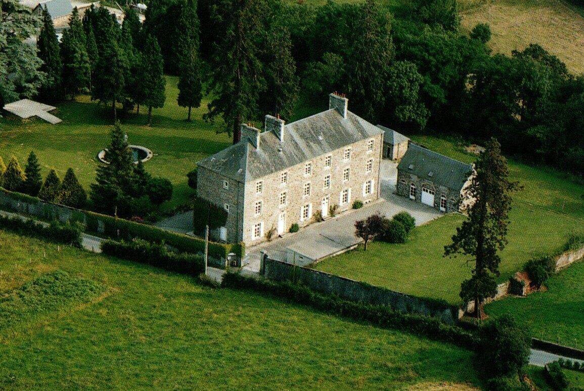 Maison à TESSY-SUR-VIRE