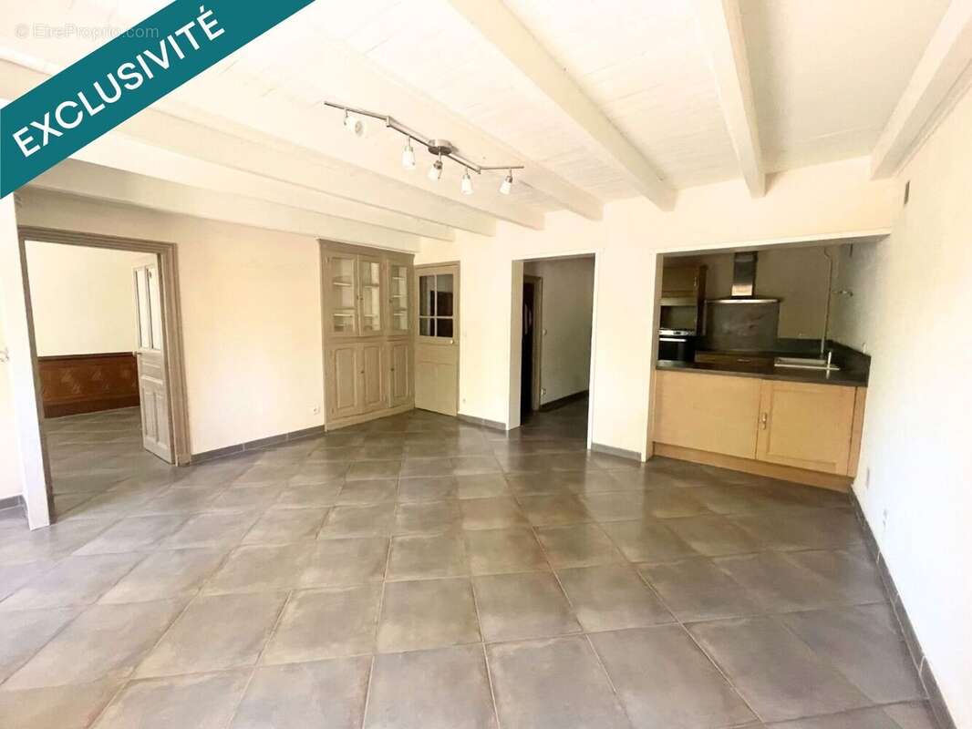 Maison 169 m² à Aydat  - photo 4