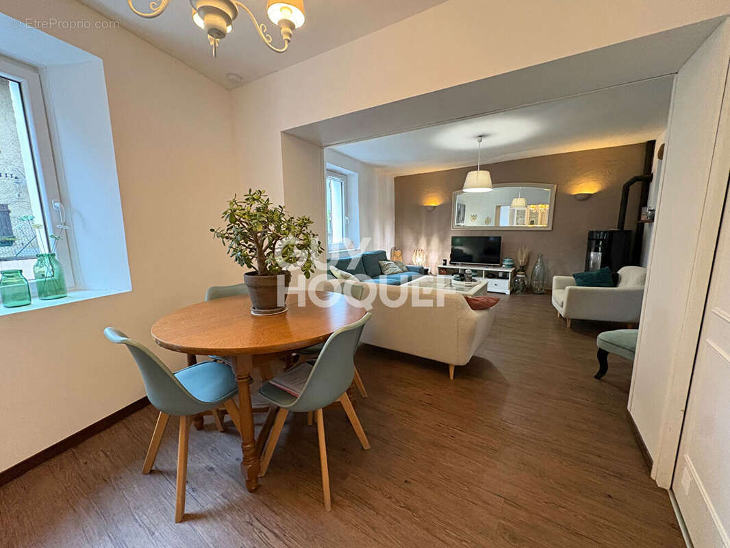 Appartement à AIX-LES-BAINS