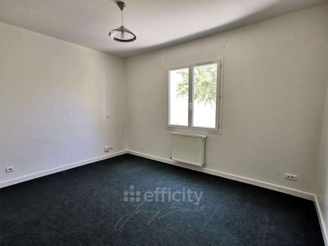 Maison 107 m² à Niort  - photo 10