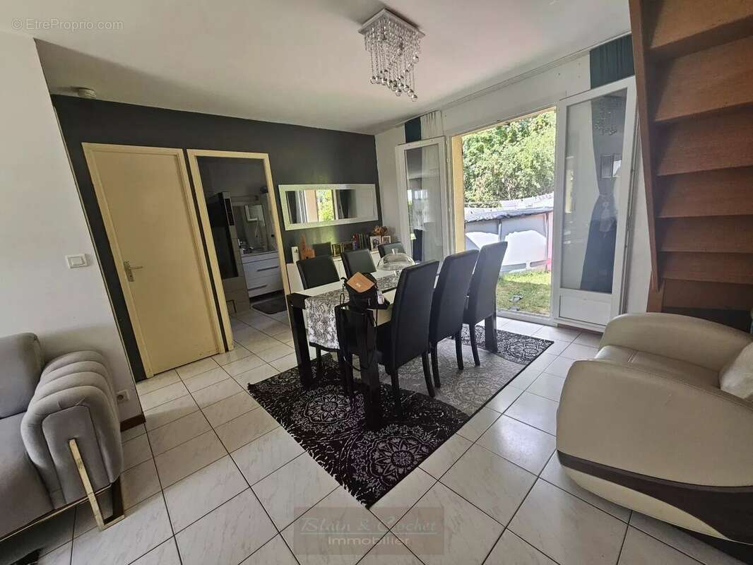 Maison spacieuse à vendre à Saint-Maurice-sur-Fessard - photo 4