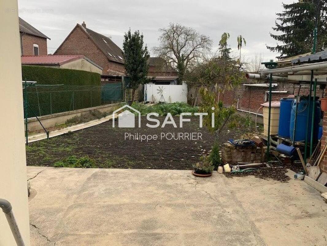 Photo 1 - Maison à TERGNIER