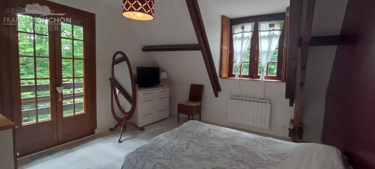 Maison à FERRIERES-EN-GATINAIS