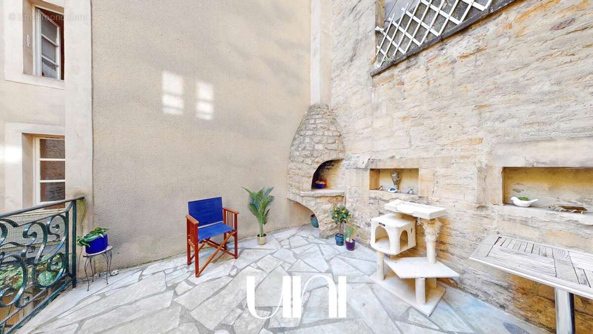 Duplex 3 pièces de 76,93 m2 avec terrasse - Caen centre - photo 2