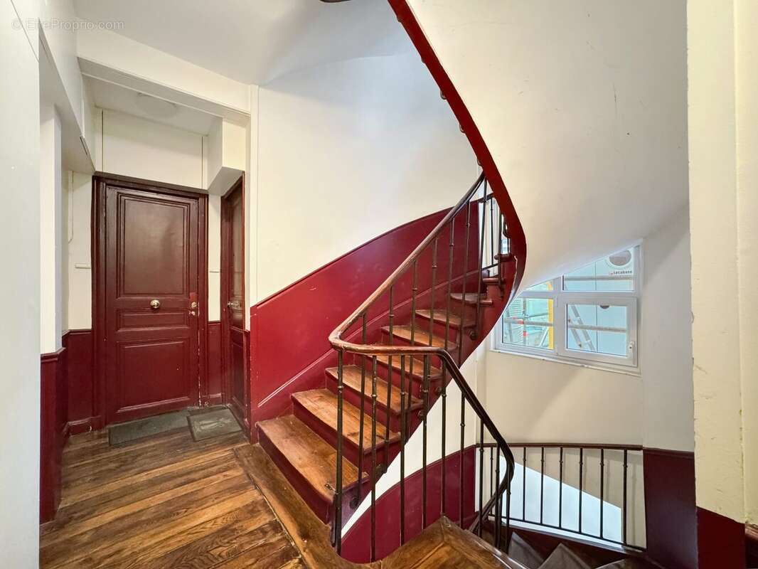 Appartement à PARIS-11E