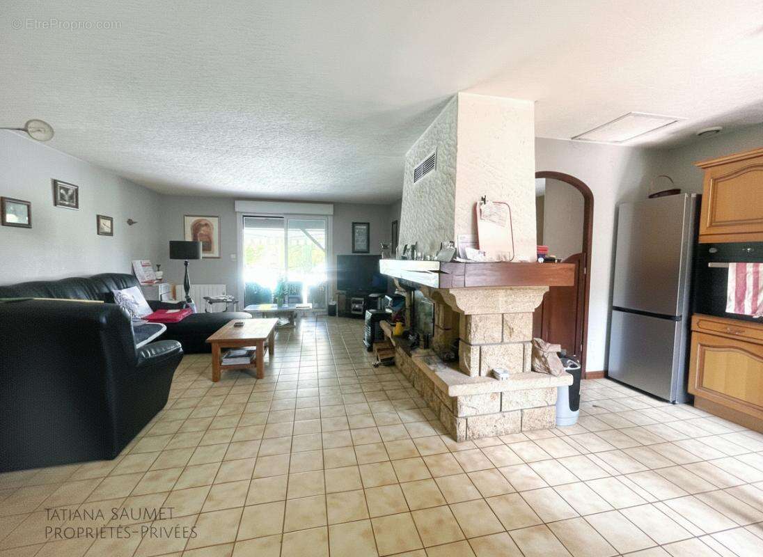 Maison à SATHONAY-VILLAGE