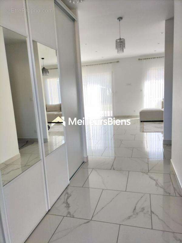 Maison à LA CHAPELLE-DU-NOYER