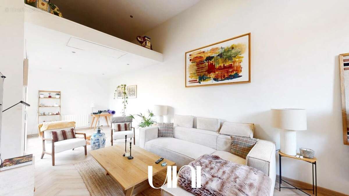 Maison à TROIS-MONTS