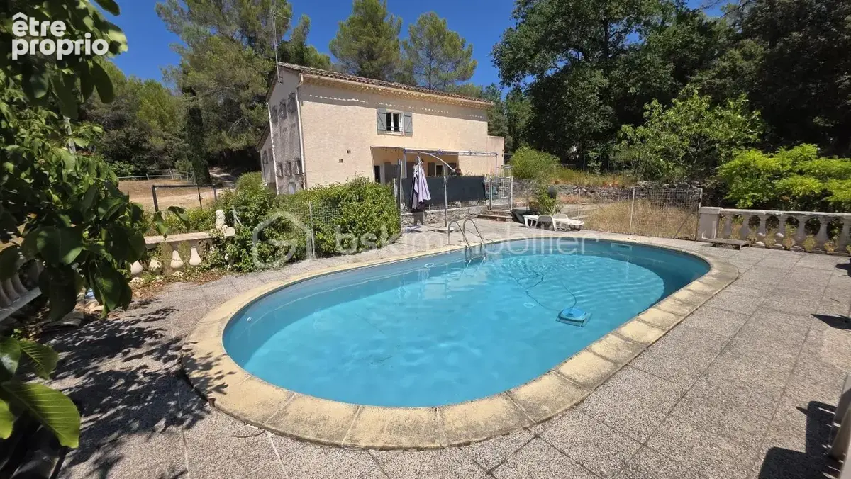 Maison à LORGUES