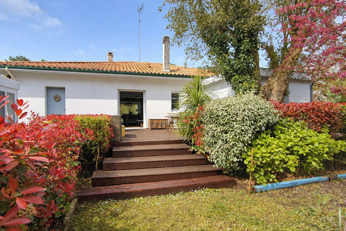 Maison à ONDRES