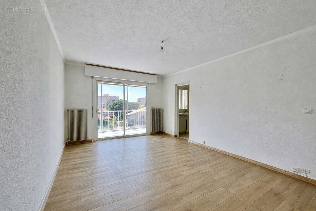Appartement à FREJUS