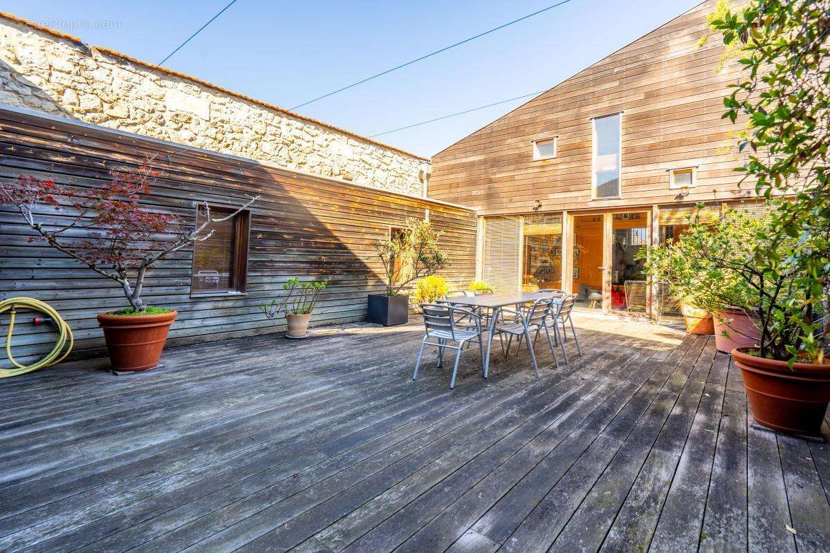 Commerce à BORDEAUX