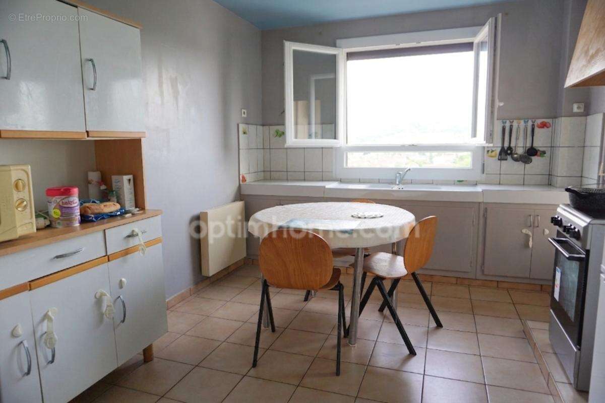 Appartement 3 pièces avec grand balcon et cave à NAVENNE - photo 16