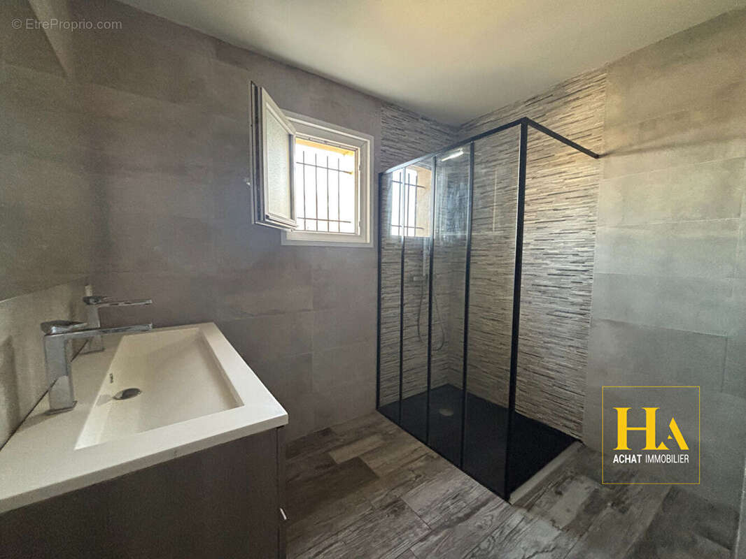 Maison à BOURG-DE-PEAGE