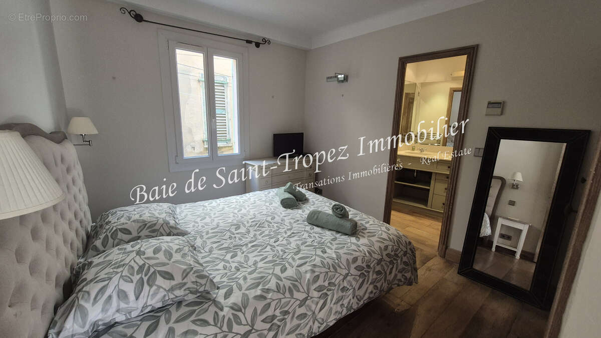 Appartement à SAINT-TROPEZ