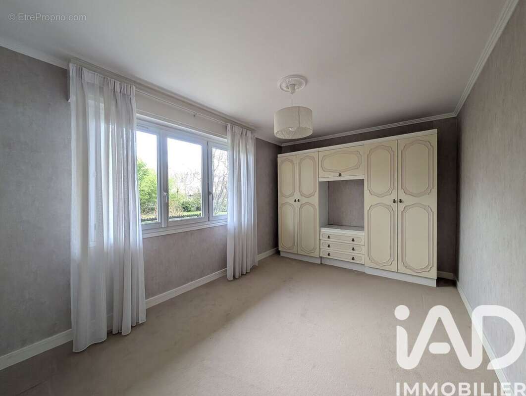 Photo 9 - Appartement à SAINT-MAUR-DES-FOSSES