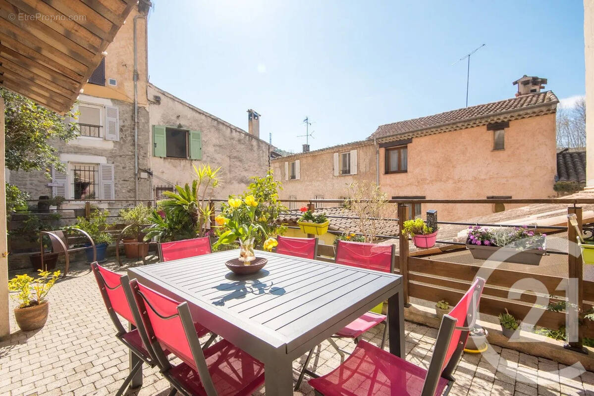 Appartement à VILLENEUVE-LOUBET