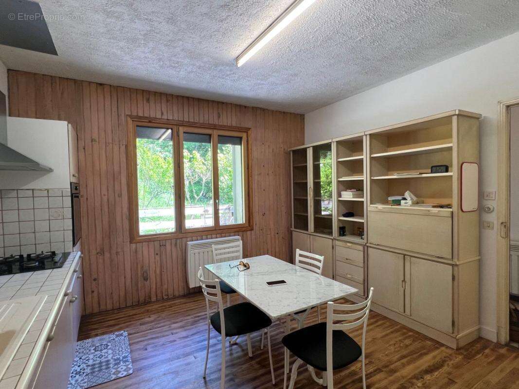 Maison à VERRERIES-DE-MOUSSANS