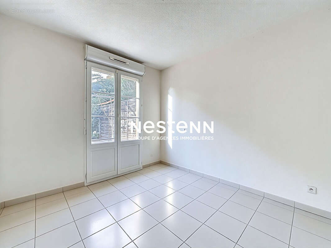 Appartement à VALLAURIS