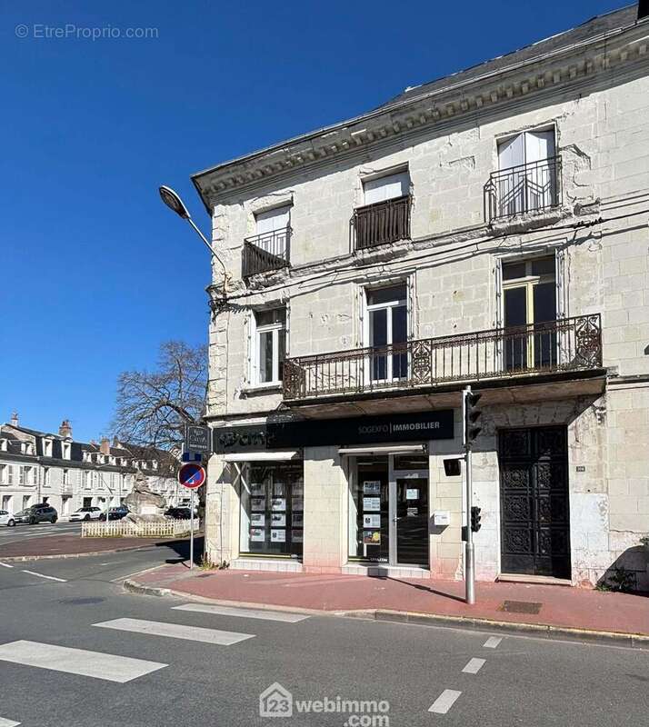 En hypercentre, appartement de 65 m2, - Appartement à CHATELLERAULT