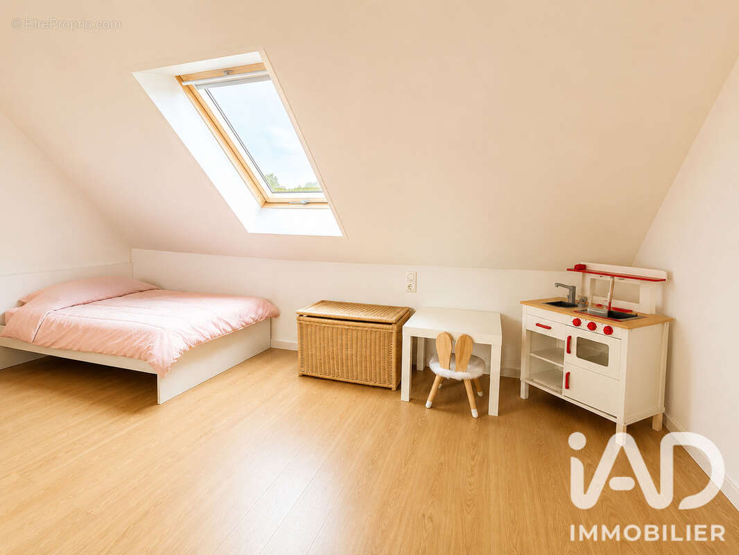 Maison 113 m² à Eragny-Sur-Epte  - photo 9