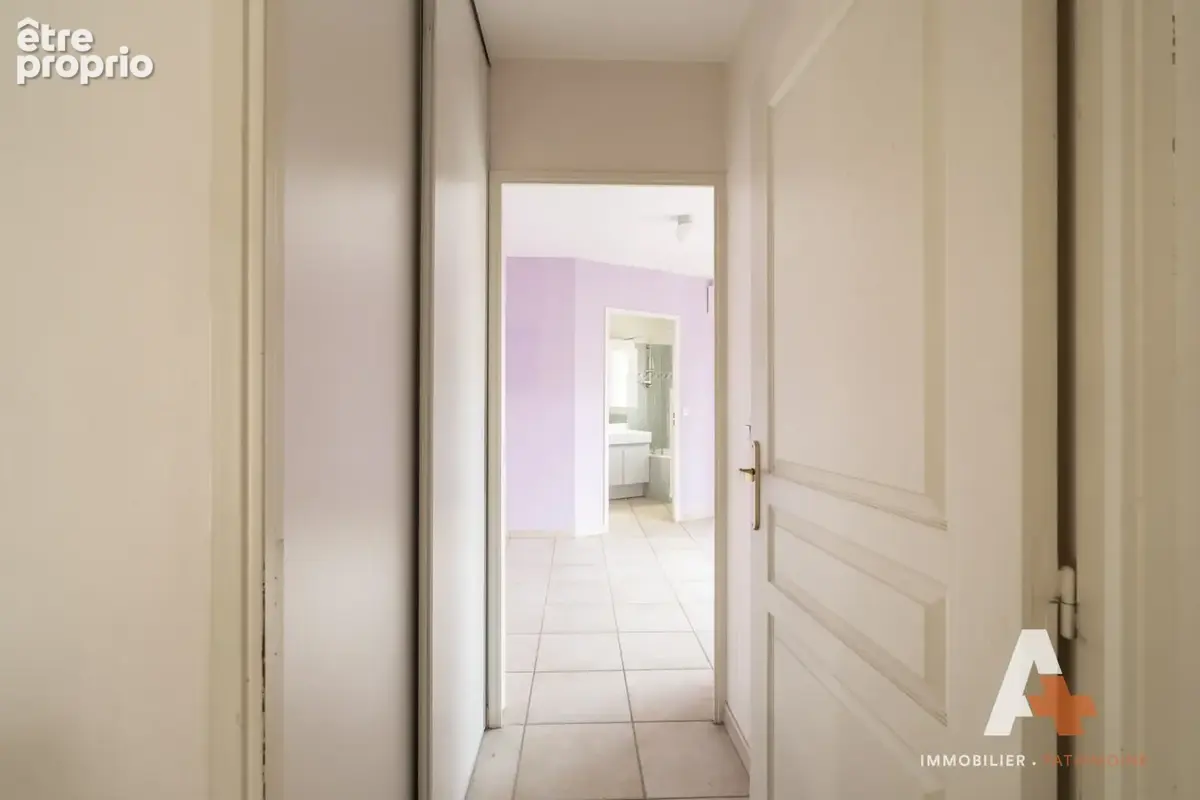 A vendre exclusivite appartement t5 115,69 m2 loi carrez + 2 terrasses  9,50 m2 et 39 m2 marseille 9e le cabot - photo 9