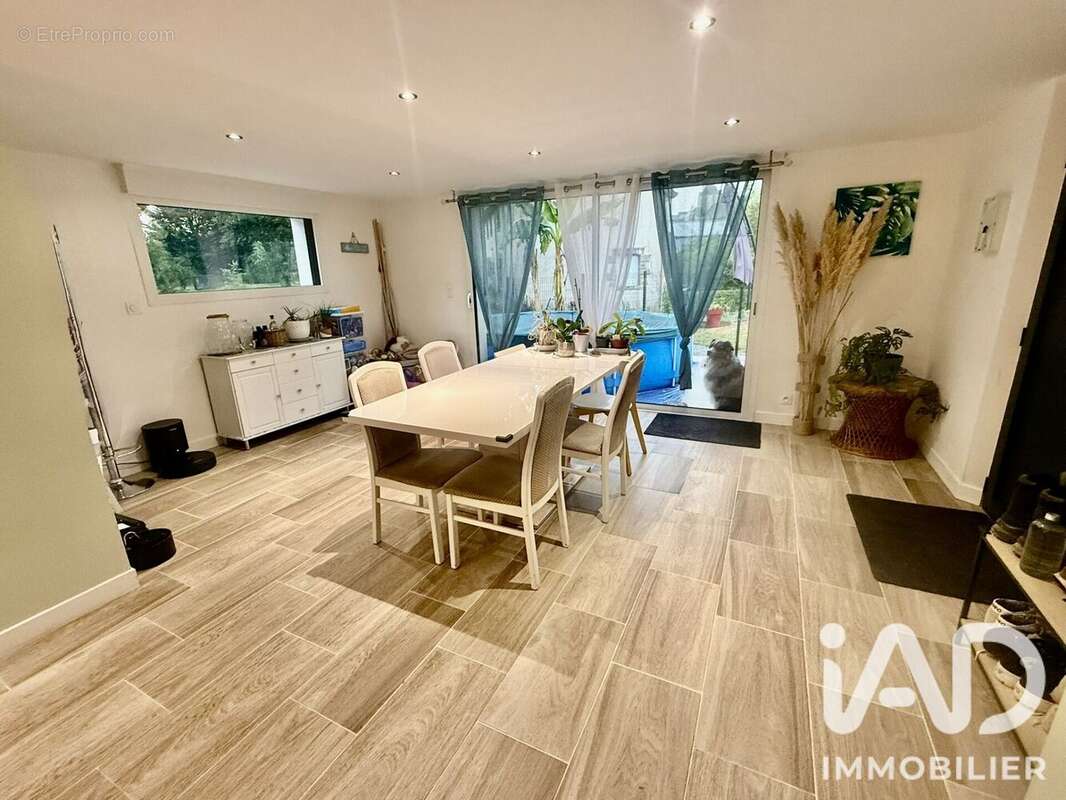 Maison 135 m² à La Trinite-Porhoet  - photo 6