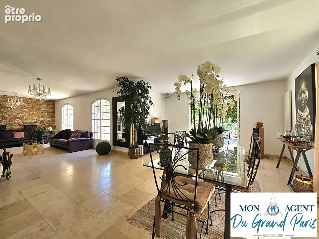 Superbe Maison Mansard Verrieres Le Buisson proche Bievres - 250 m2 + sous sol total + piscine + dépendance sur terrain de 2400m - photo 5