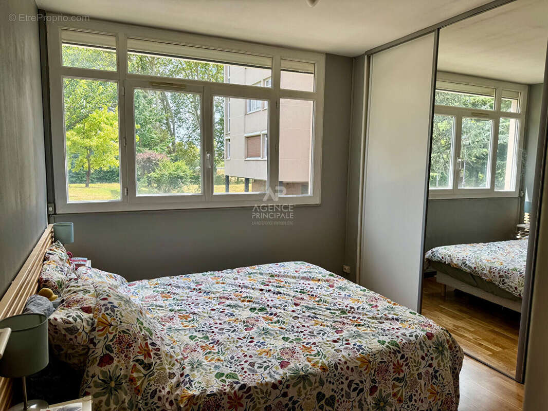 Appartement Maisons Laffitte 3 pièce(s) 53.71 m2 - Parc - photo 4