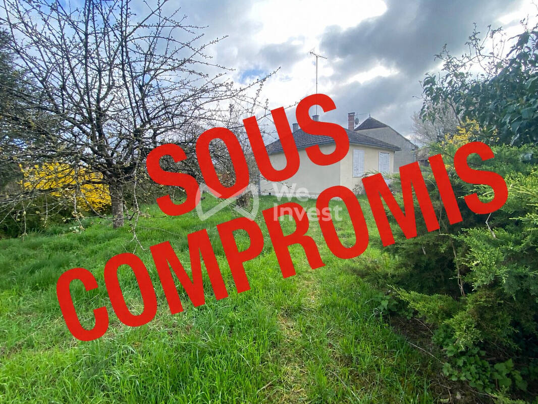 Maison à ESCLAVOLLES-LUREY