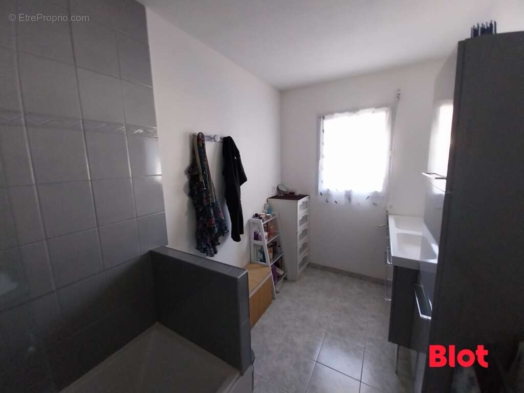 Maison à SAINT-AUBIN-D'AUBIGNE