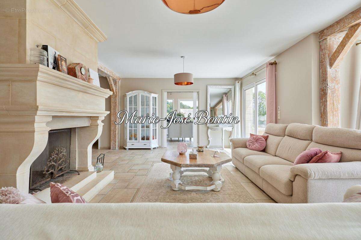 Maison à PONT-L&#039;EVEQUE