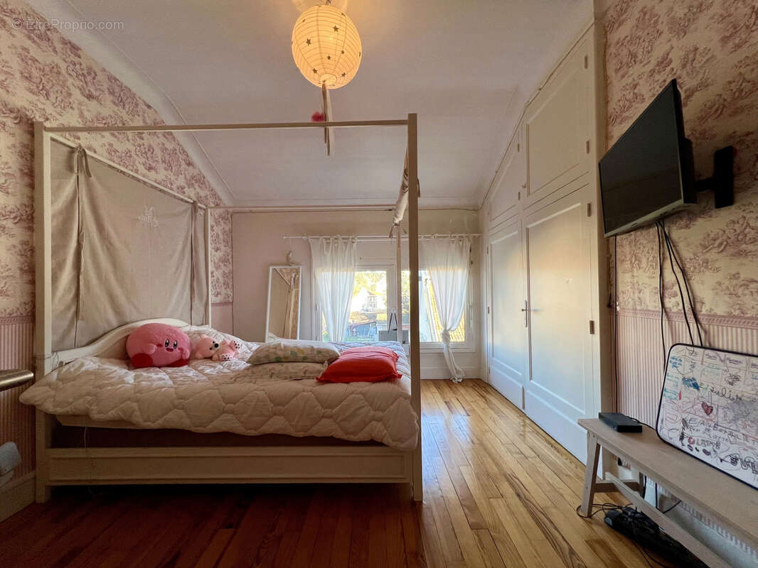 Maison à SAINT-JUST-SAINT-RAMBERT