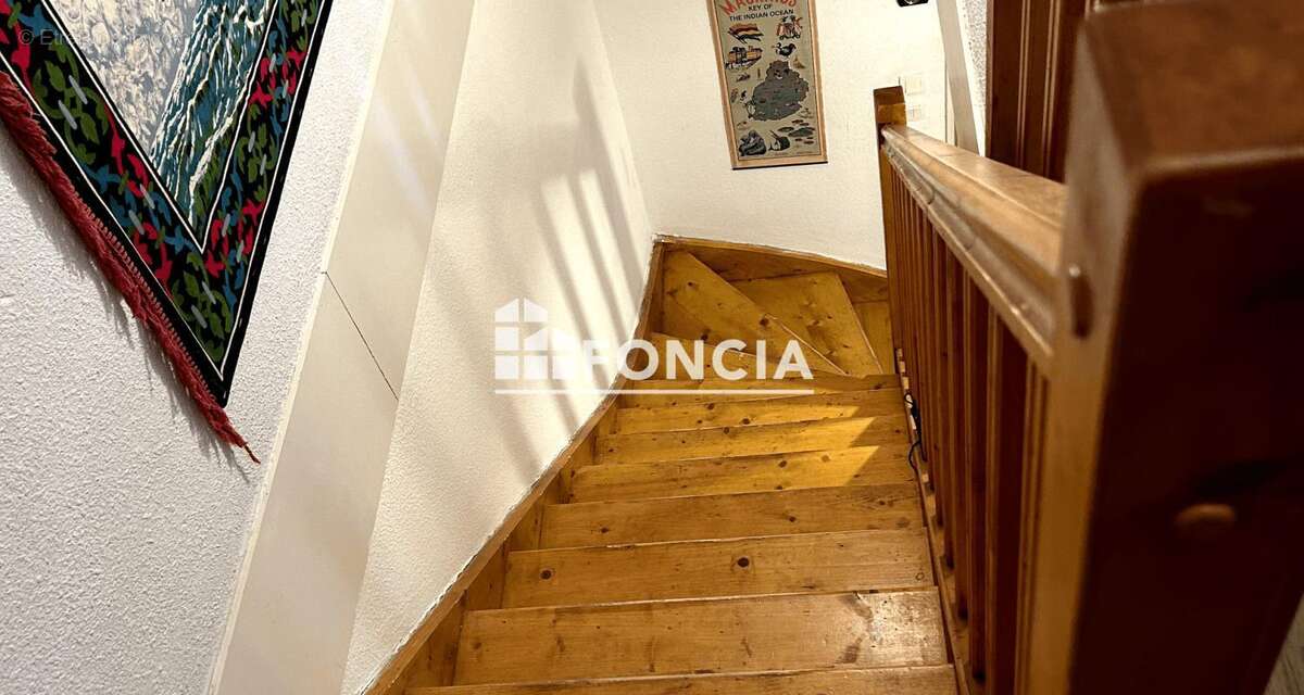 Idéal investisseur / Maison T3bis avec terrasse, jardin et deux parkings - photo 9
