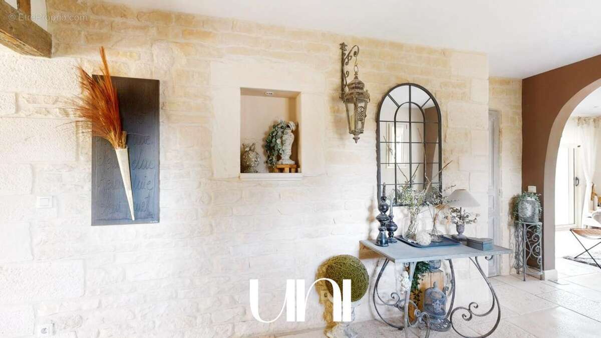 Maison 245 m² à Fauguernon  - photo 12