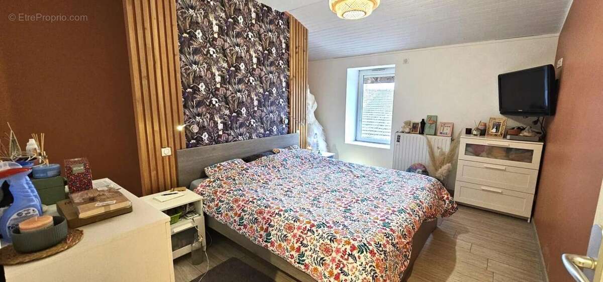 Maison à SAINT-JEAN-LE-VIEUX