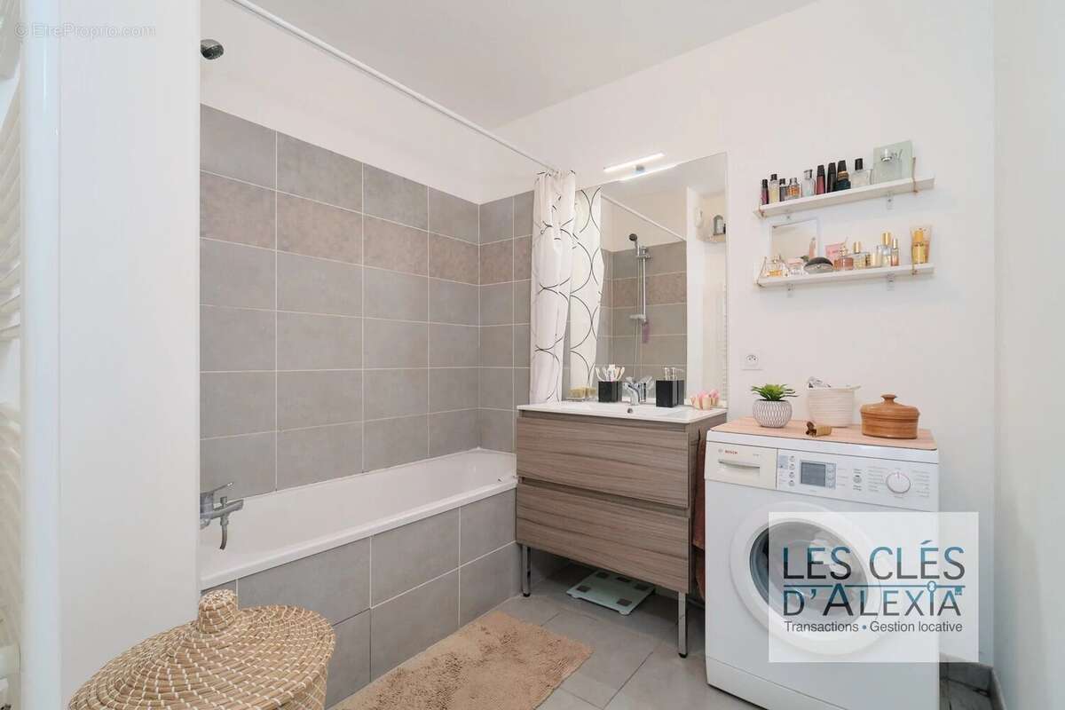 Appartement à SAINT-PRIEST