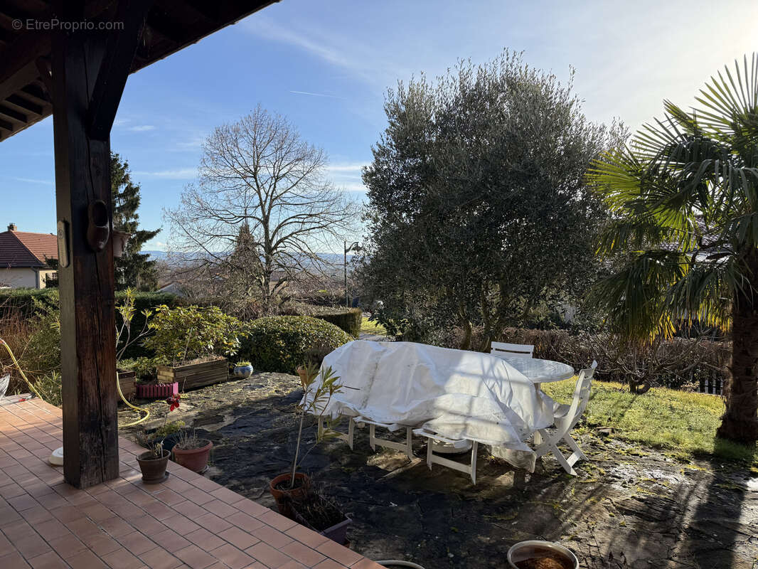 Maison à SAINT-GERMAIN-LAVAL