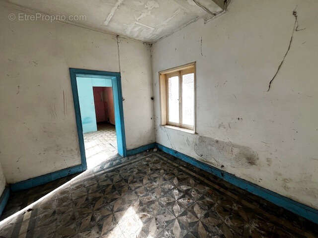 Maison à MAULDE