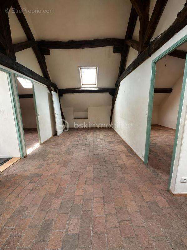 Appartement à ANGERVILLE