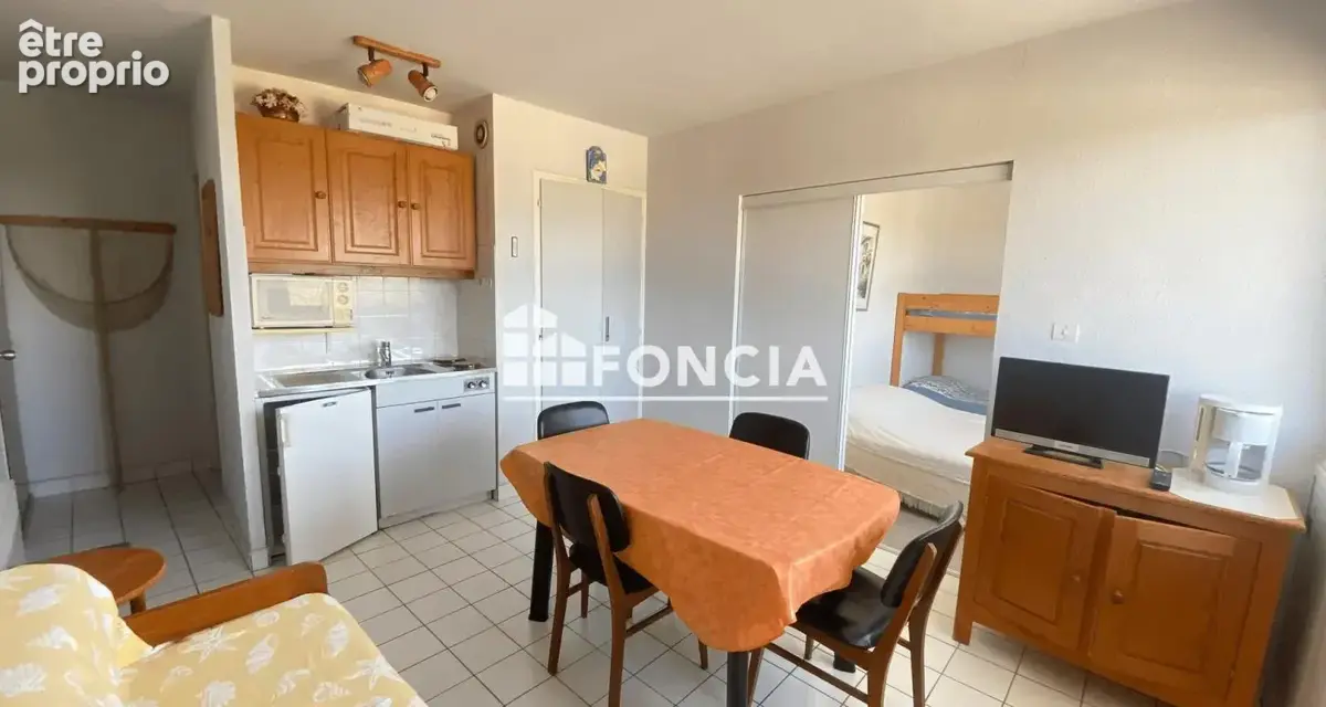 À vendre – T2 en étage élevé, résidence face à la mer - photo 4